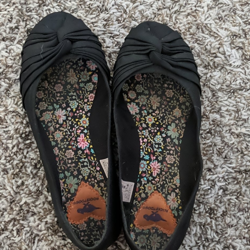 Black flats